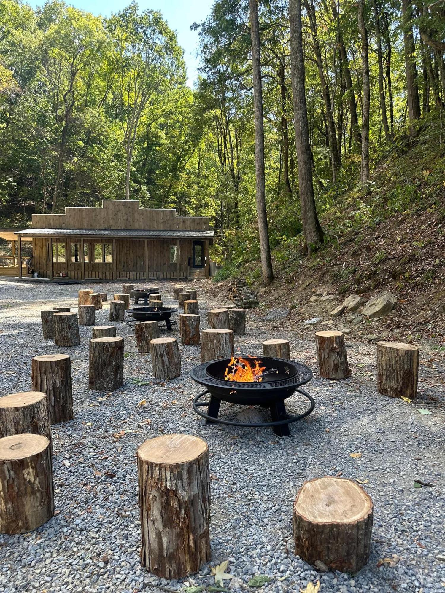 Cozy Cove Retreat W Lake View Hot Tub Firepit Dandridge Exteriér fotografie